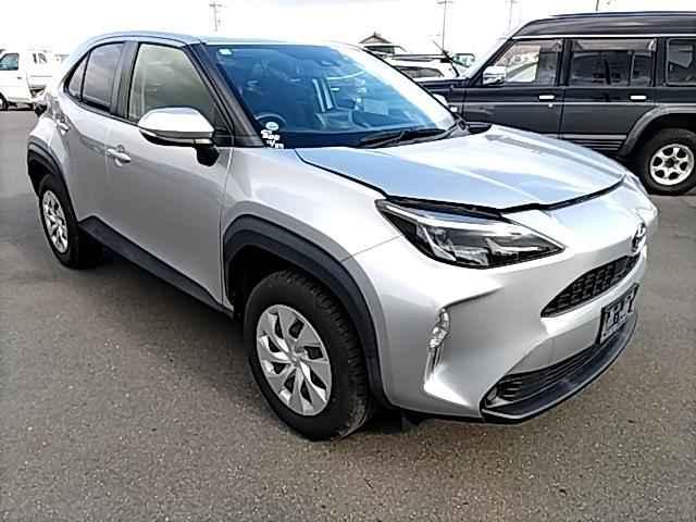 2021 Toyota Yaris Cross Hybrid done 77kms!