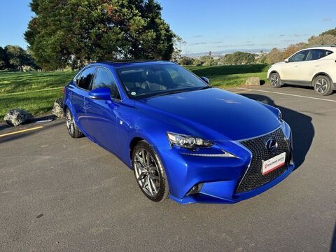 2015 Lexus IS300H F SPORT ONLY 43K! READY