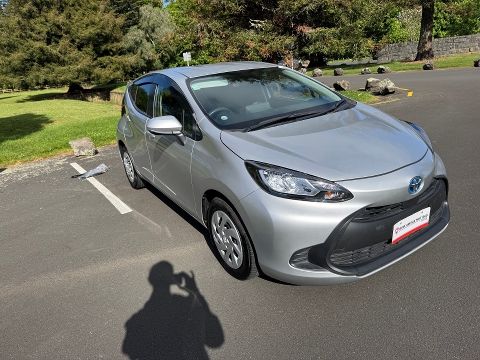 2021 Toyota Aqua X KEYLESS done 75k Ready!